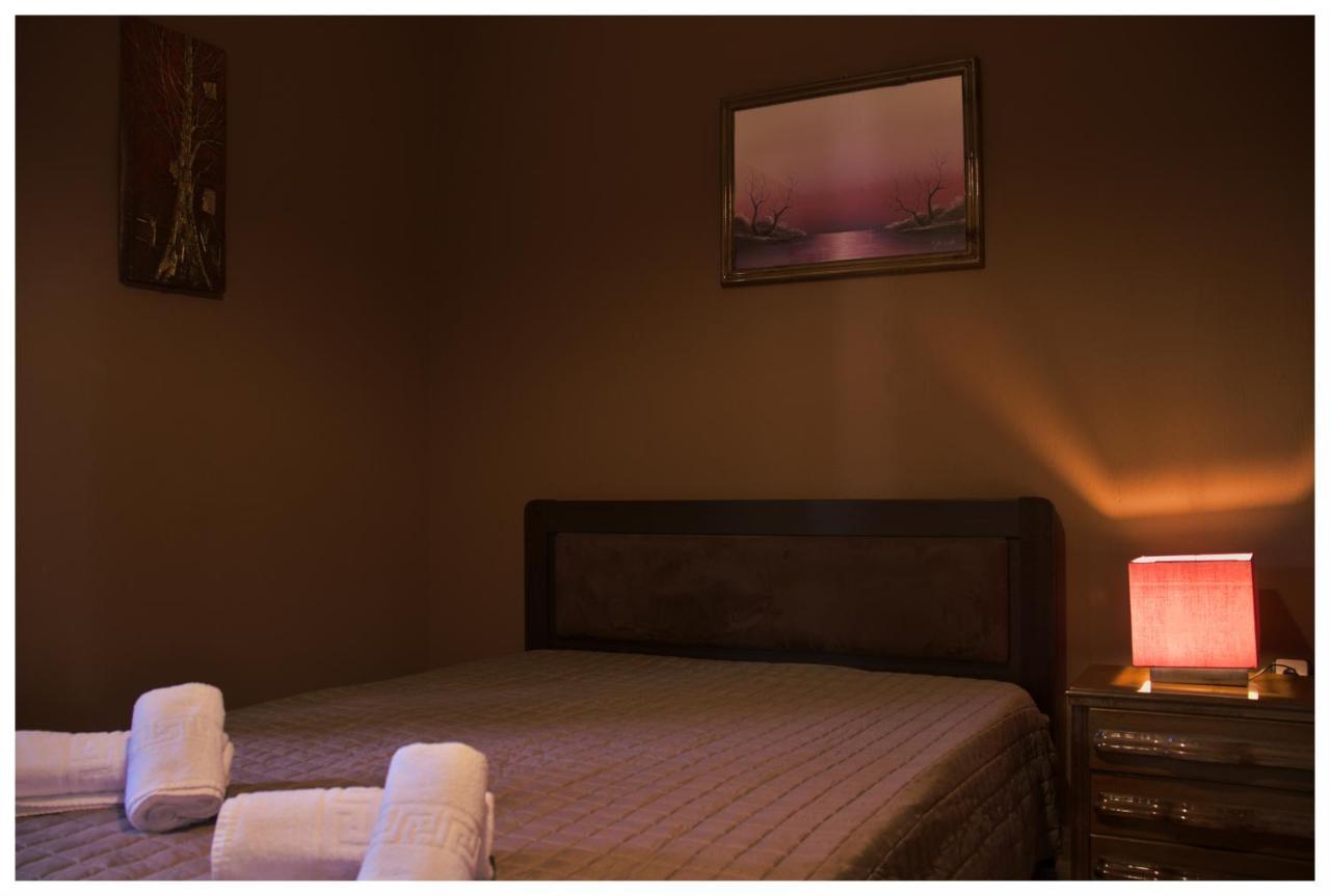 Dione Apartments オウランオウポリ エクステリア 写真