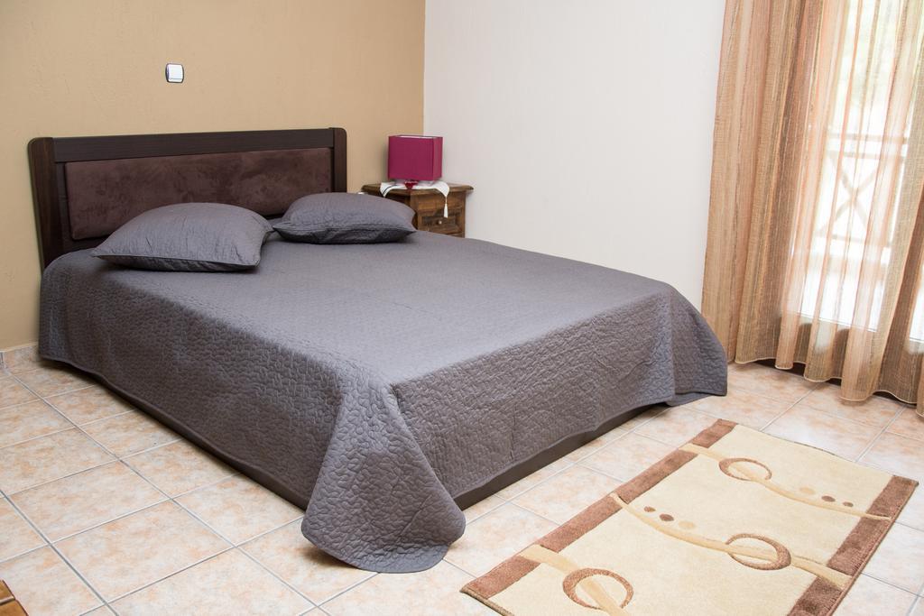 Dione Apartments オウランオウポリ エクステリア 写真